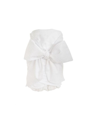 Bow Swaddle <sup>&reg;</sup> - Worth Avenue White Dallas Dot