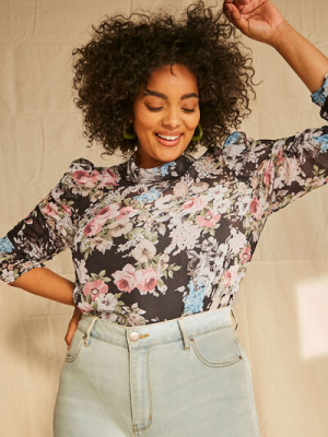 Plus Size Floral Chiffon Top