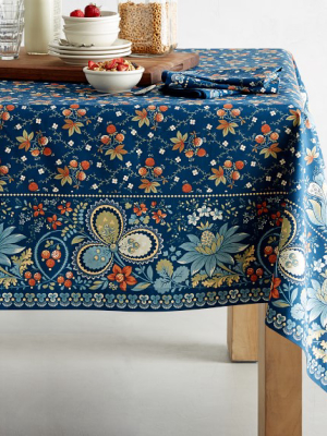 Berry Meadow Tablecloth