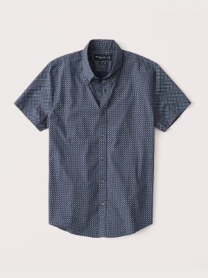 Super Slim Short-sleeve Button-up Shirt