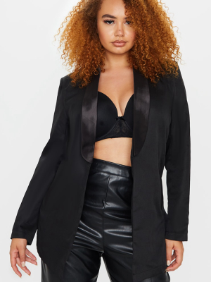 Plus Black Satin Lapel Longline Woven Blazer