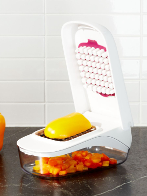 Oxo ® Vegetable Chopper