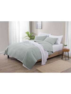 King 3pc Dot Embossed Quilt Set - Jade + Oake