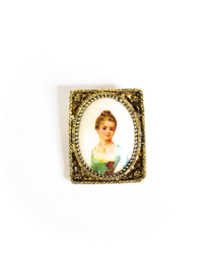 Vintage Victorian Woman Portrait Brooch