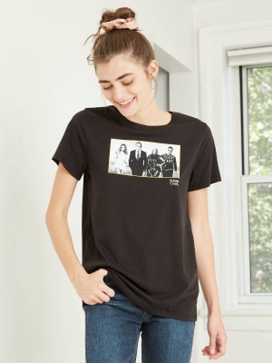 Women's Schitt's Creek Short Sleeve Graphic T-shirt - Black