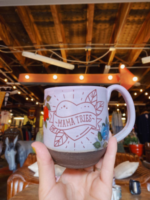 Mug: Mama Tries - Lavender Roses