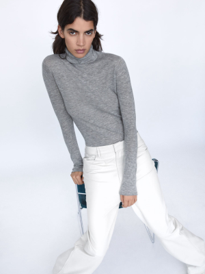 Extra-fine Seamless Wool Sweater