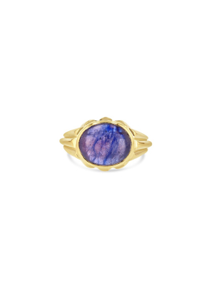 Blue Sapphire Column Ring Horizontal