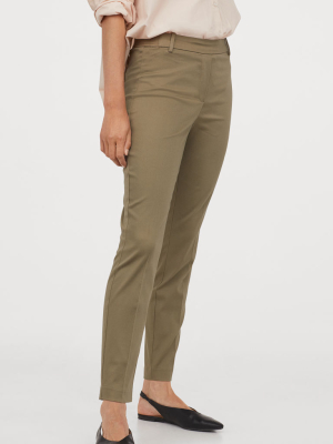 Ankle-length Slacks