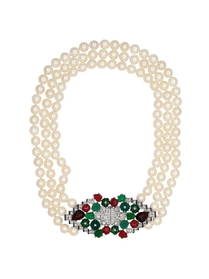 Pearl Deco Clasp Necklace