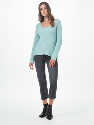 Women's Highline Cotton V-neck Sweater