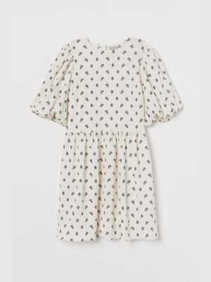 Puff-sleeved Dress