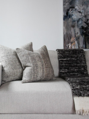 Sueño Gris Suave Cushion