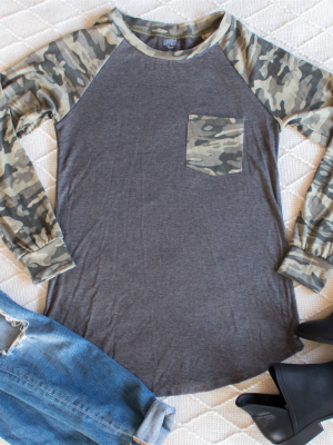 Pocket Camo Raglan - Gray