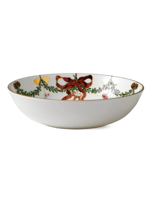 Star Fluted Christmas Serving Bowl