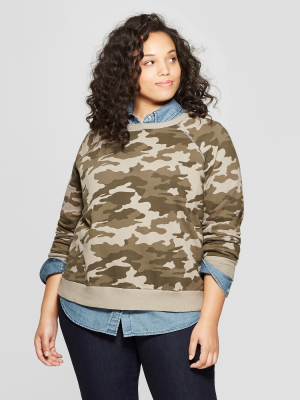 Women's Plus Size Camo Print Sweatshirt - Universal Thread™ Green