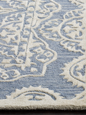 Santa Clara Damask Tufted Area Rug - Safavieh