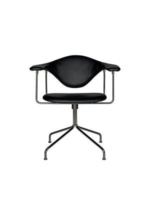 Masculo Meeting Chair - Swivel Base