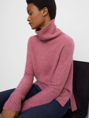 Karenia Turtleneck Sweater In Cashmere