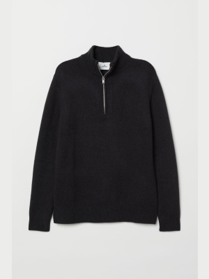 Knit Sweater With Collar