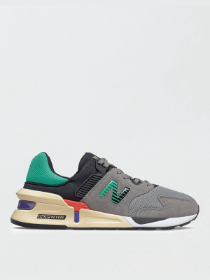 New Balance Men's 997 Sport Sneaker