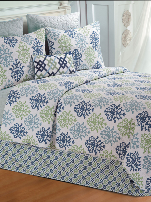 C&f Home Shabby Chic Blue Quilt