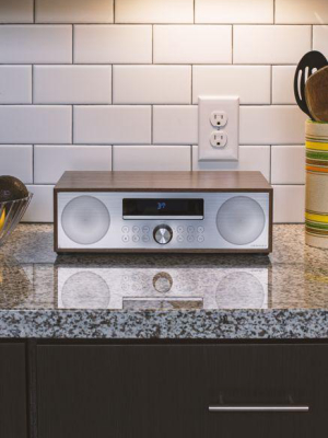 Fleetwood Clock Radio & Cd Player In Walnut