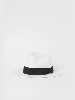 Straw Hat With Grosgrain Band