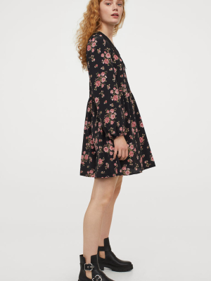 Lace-collar Dress