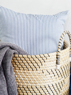 Olivia & May 19"x17"x14" Set Of 3 Large Bucket Seagrass Baskets Black/white