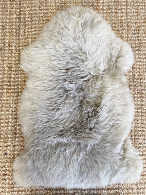 New Zealand Sheepskin Rug, Smokey Taupe