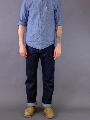 Stock – Straight Leg Jeans