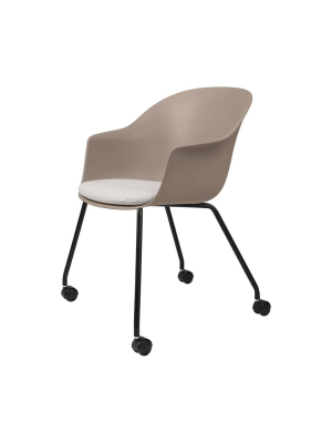 Bat Meeting Chair: 4 Legs With Castors + Cushion