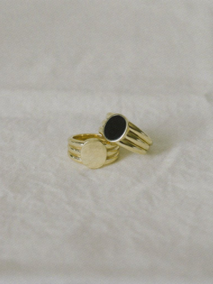 Stacked Inlay Signet (onyx)