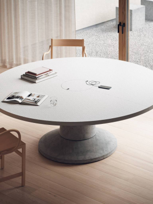 Colossus Table