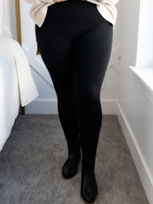 Curvy Favorite Fleece Leggings