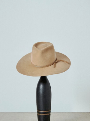 Small Nana Hat In Camel