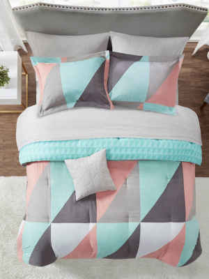 Zuri Reversible Complete Bed Set Includes Sheets Aqua