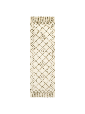 Paige Geometric Area Rug - Safavieh