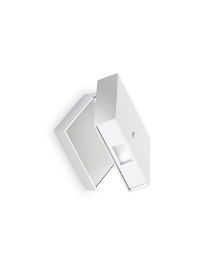 Alpha Wall Sconce