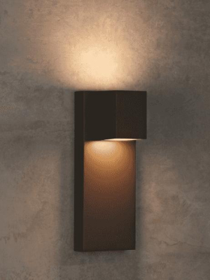 Quadrate Outdoor Wall Sconce