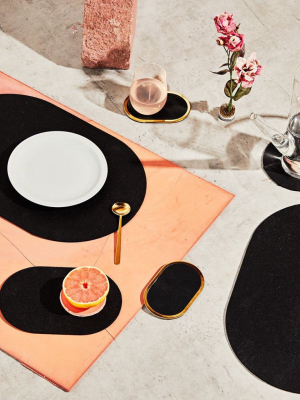 Capsule Placemats In Pure Black