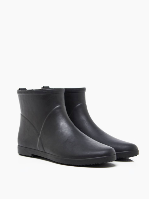 Alice + Whittles™ Minimalist Ankle Rain Boot In Black And White