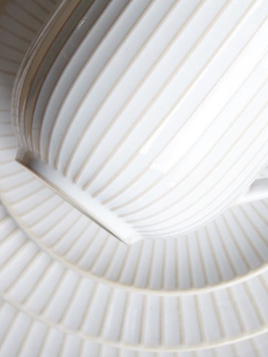 Textured Dinner Plates - White (lines)