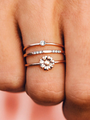 Daisy Pickin' Ring Stack