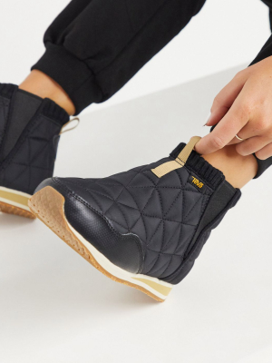 Teva Ember Mid Pull On Boots In Quilted Black