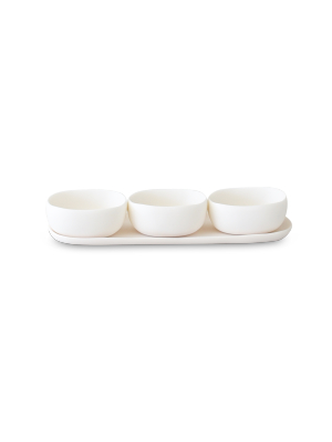 Trio Of Bowls On Dish Set