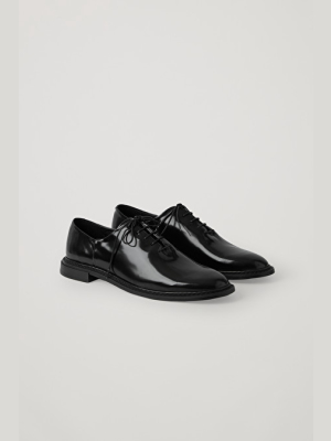 Patent Leather Lace-up Brogues