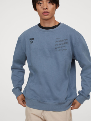 Sweatshirt