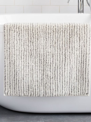 Organic Tufted Stripe Bath Mat